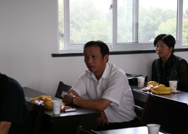全体党员赴吴江同里中学学习