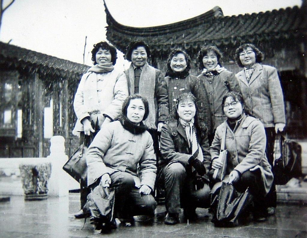 1985年三八同里游