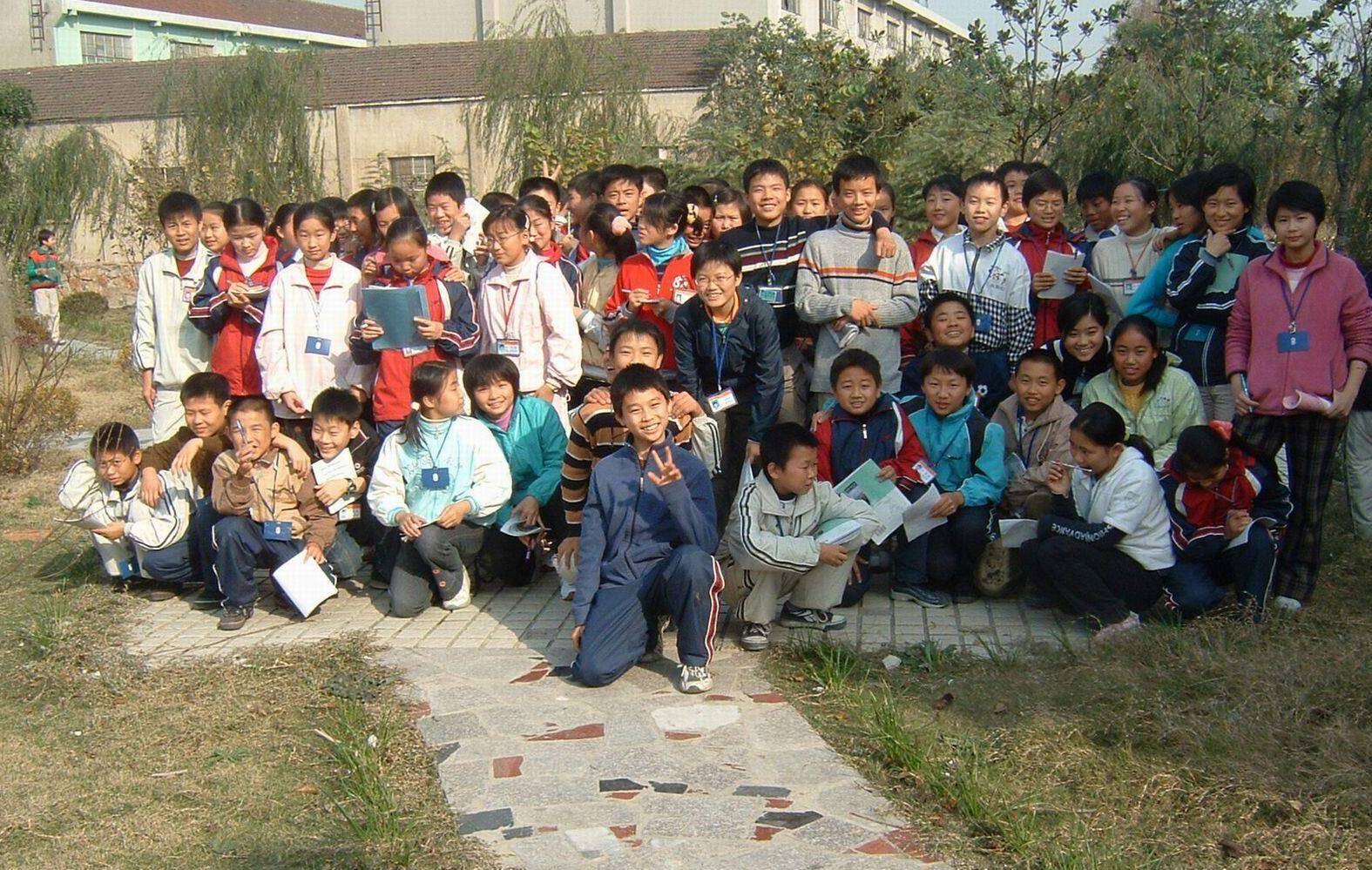 走进社区